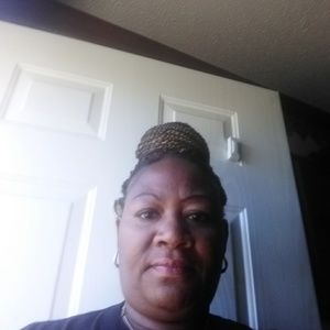 Meet your Posher, Marie